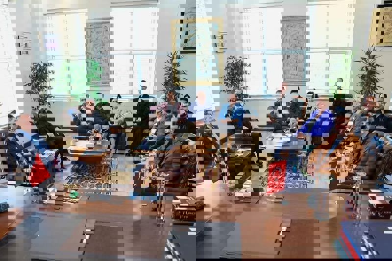 ALKÜ’DE ULUSLARARASI AKADEMİK BULUŞMA: PROF. DR. ALEXANDER BREM’DEN ZİYARET VE ÖNEMLİ İŞ BİRLİĞİ ADIMLARI