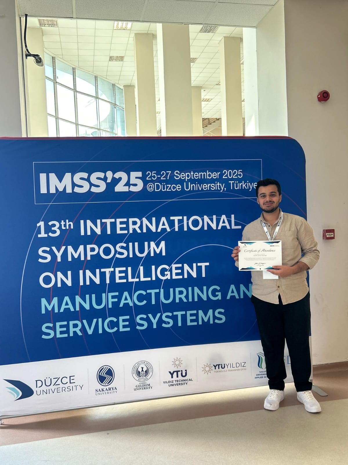 Öğrencilerimizin Bildirisi Uluslararası Konferansta Sunuldu